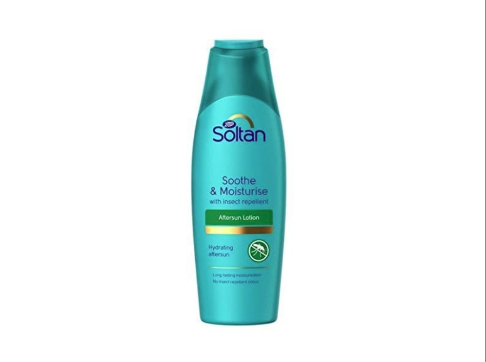 Boots Soltan Soothe & Moisturise Aftersun With Insect Repellent 400ml